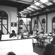 antipa museu cafenea terasa